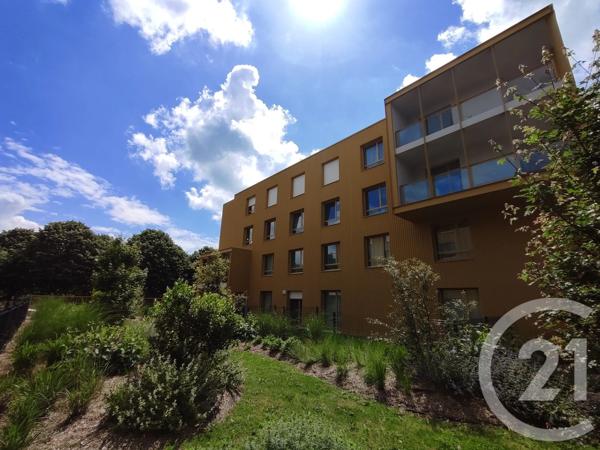 Appartement F3 à vendre  3 pièces - 65 m 2   VANNES  - 56