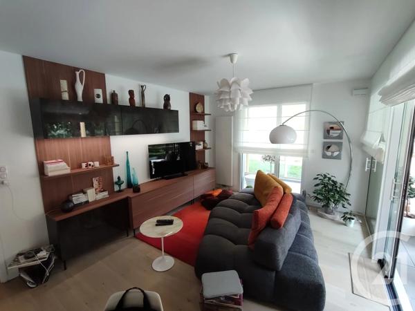Appartement F3 à vendre  3 pièces - 65 m 2   VANNES  - 56