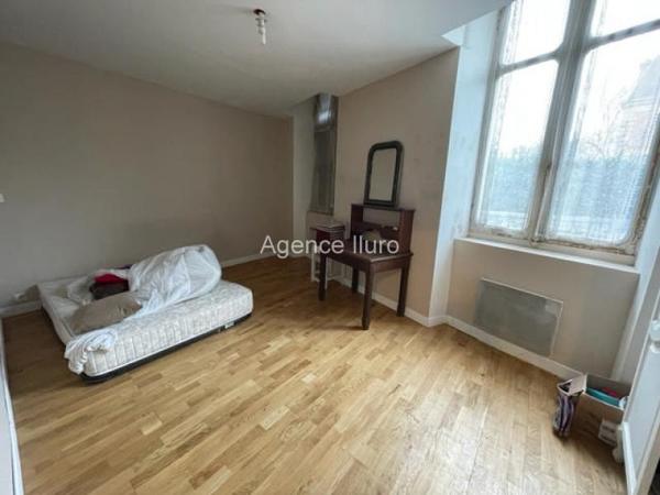 Appartement - Oloron-sainte-marie - Réf.:204763 OLORON CENTRE - APPARTEMENT T4 - PARKING -
