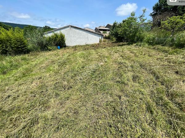 TERRAIN CONSTRUCTIBLE LAVELANET