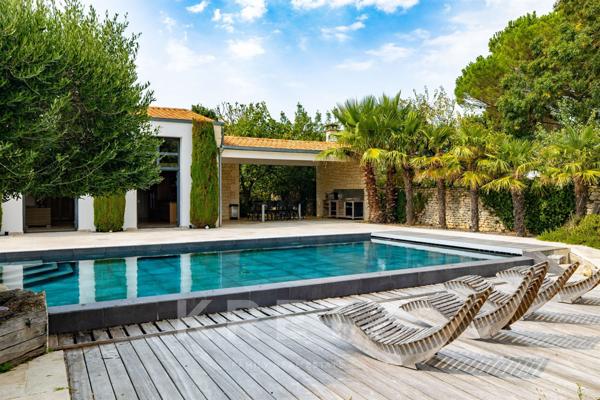 Villa d’exception à Dolus d’Oléron, 6 chambres et piscine à quelques pas des plages