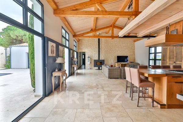 Villa d’exception à Dolus d’Oléron, 6 chambres et piscine à quelques pas des plages
