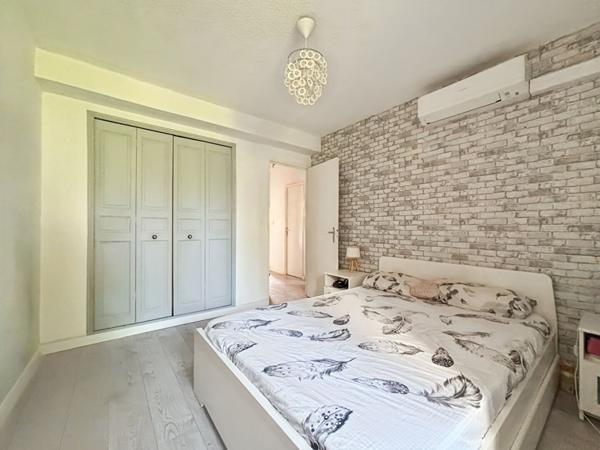 A vendre en exclusivité Appartement T3 avec place de parking et cave 13011 MARSEILLE