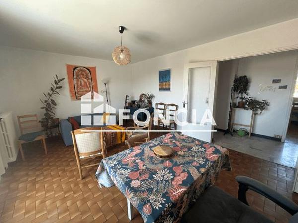 Location Appartement 3 pièces 70 m² - 36 AVENUE HENRI JAUBERT Digne-les-bains 04000