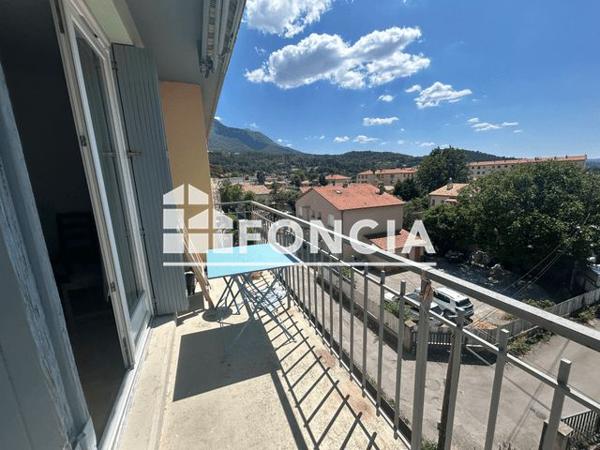 Location Appartement 3 pièces 70 m² - 36 AVENUE HENRI JAUBERT Digne-les-bains 04000