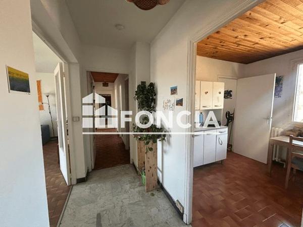 Location Appartement 3 pièces 70 m² - 36 AVENUE HENRI JAUBERT Digne-les-bains 04000