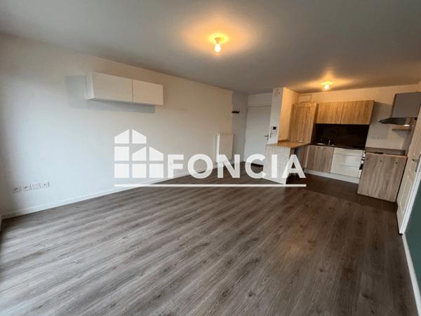 Location Appartement 2 pièces 45.97 m² - 8 RUE DE L'OUEST Croix 59170