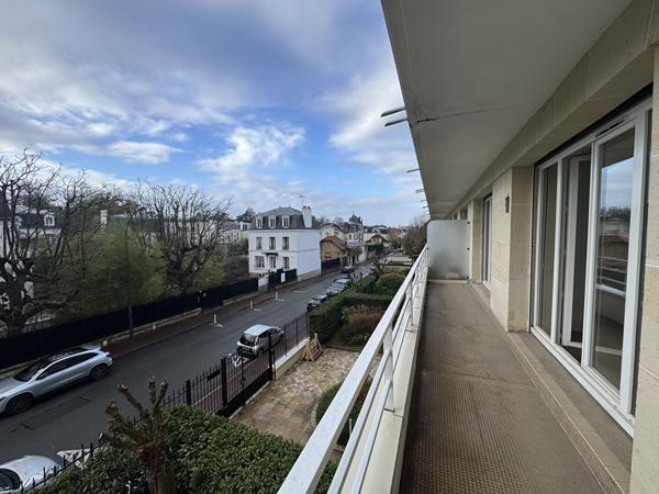 Appartement Fontenay Sous Bois 3 pièce(s) 98.22 m2