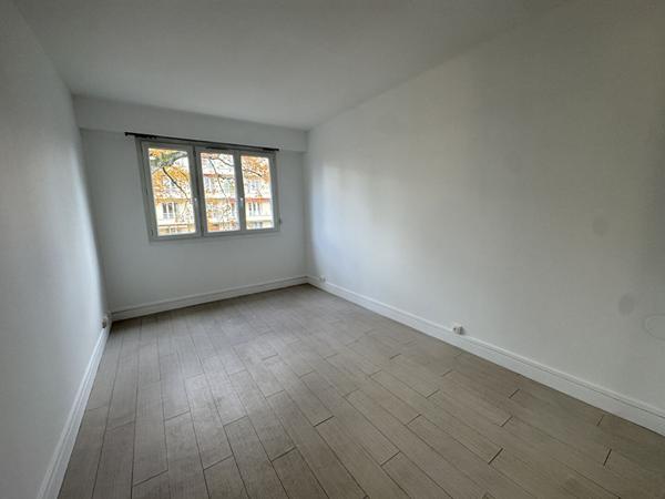 Appartement Fontenay Sous Bois 3 pièce(s) 98.22 m2