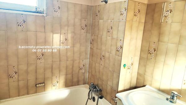 St MARTIN D'HERES/EYBENS APPARTEMENT 4 PP dont 3 chambres