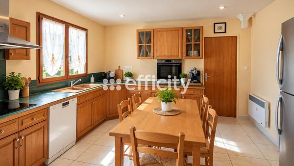 Maison
         7 pièces
        - 100 m² 393 680 €*
