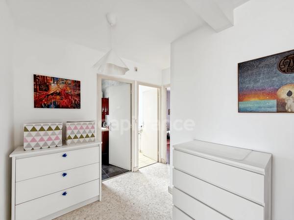 LE RELECQ-KERHUON – À DEUX PAS DE LA MER, UNE MAISON FAMILIALE AUX BEAUX VOLUMES