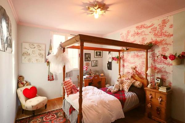 Maison L Isle Sur La Sorgue 8 pièce(s) 248 m2