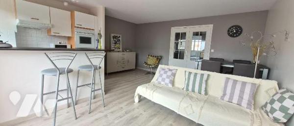 OPPORTUNITE RARE SUR LE MARCHE

En plein centre d' HARDELOT, à 2 pas de la plage avec vue sur...