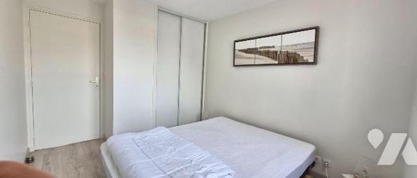 OPPORTUNITE RARE SUR LE MARCHE

En plein centre d' HARDELOT, à 2 pas de la plage avec vue sur...