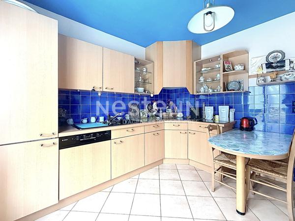 Maison Montigny Le Bretonneux 6 pièces 4 chambres - 136 m2 / 161m² Utiles