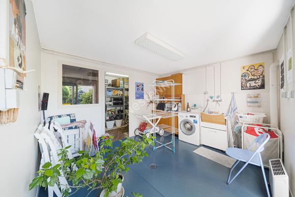 Maison spacieuse à vendre à Chalon-sur-Saône - 4 chambres, jardin et garage !