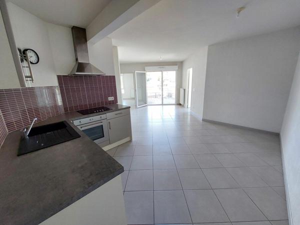 Appartement à vendre    3 pièces •  Manosque