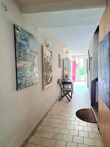 Maison de village de 280 m²