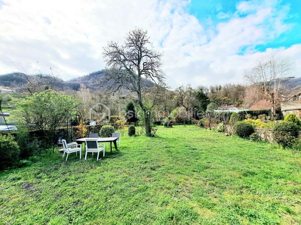 Maison de village de 280 m²