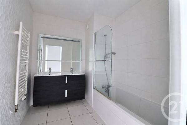 Appartement T3 à vendre  3 pièces - 56,65 m 2   BORDEAUX  - 33