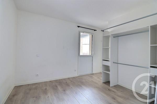 Appartement T3 à vendre  3 pièces - 56,65 m 2   BORDEAUX  - 33