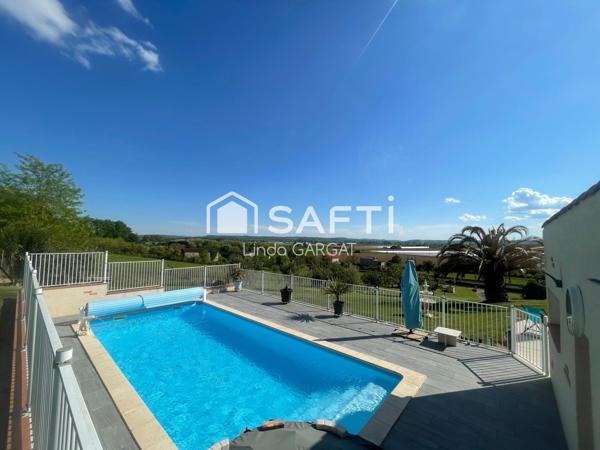 Maison a la campagne avec piscine.