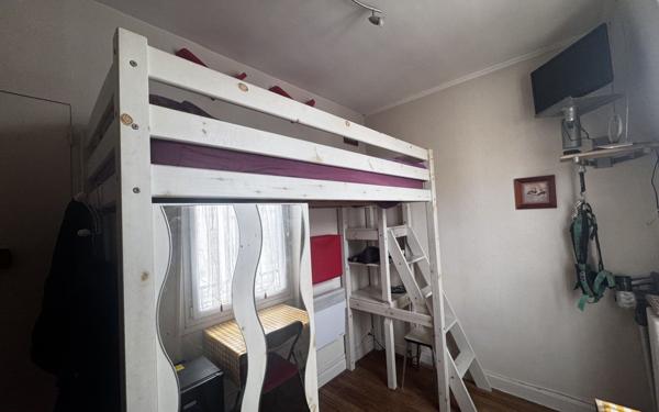 Appartement à vendre    1 pièce • 9 m2 Paris 14