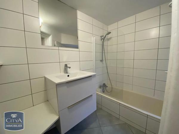 Appartement à louer 3 pièces 87.61m² Grenoble (38000)