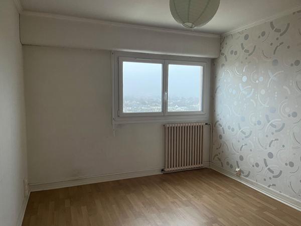 Appartement 3 pièces à louer Châtellerault - 86100 / Réf: 377
