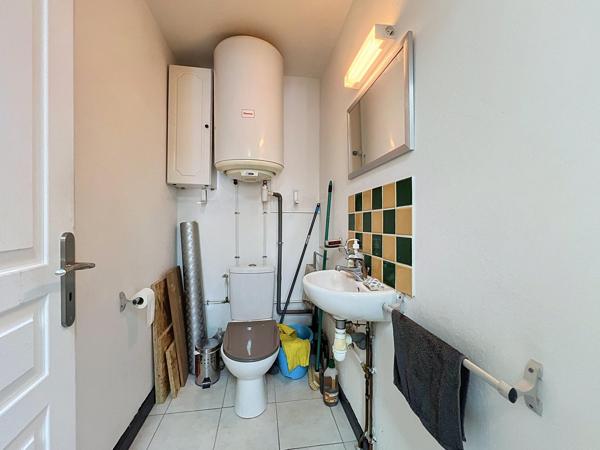 Le Cannet Palestre : Vente Murs Local commercial 67 m2.