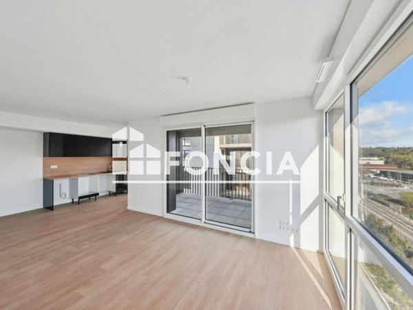 Location Appartement 2 pièces 51.7 m² - 194 / 196 RUE DES QUEYRIES Bordeaux 33100