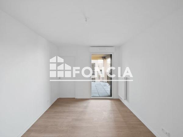 Location Appartement 2 pièces 51.7 m² - 194 / 196 RUE DES QUEYRIES Bordeaux 33100