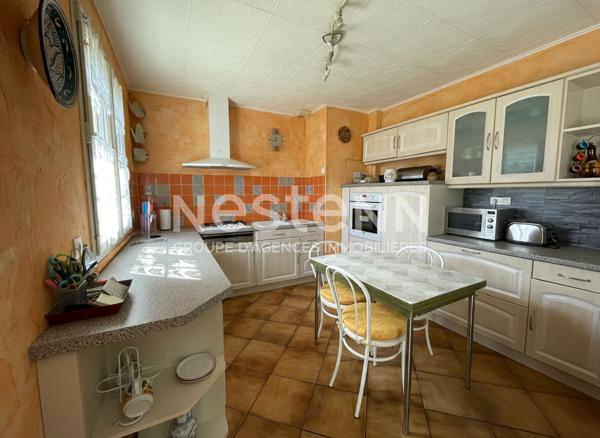 MAISON DE PLAIN PIED - Proximité du BOURG de GRAND CHAMP - 3 CHAMBRES