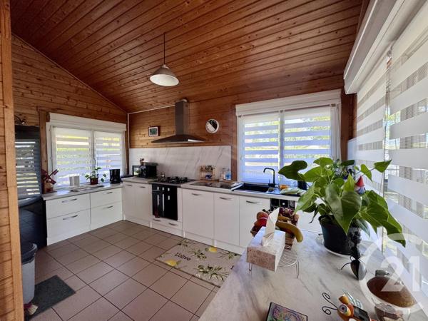Maison à vendre  4 pièces - 95 m 2   HOURTIN  - 33