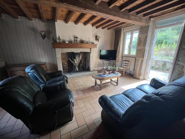 Maison à vendre 140 400 € Cressat 6 p 115 m² DPE F