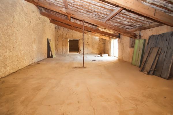 Saint-Étienne-des-Sorts (30200) Maison 4 pièce(s) 230 m2