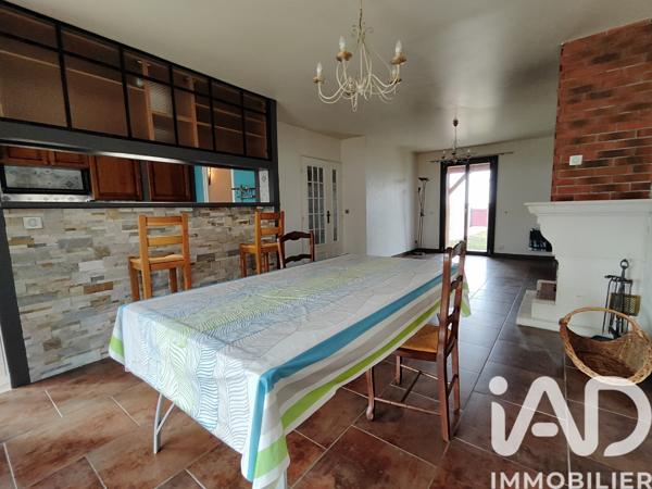 Maison à vendre 6 pièces 111 m² Saint-Gibrien