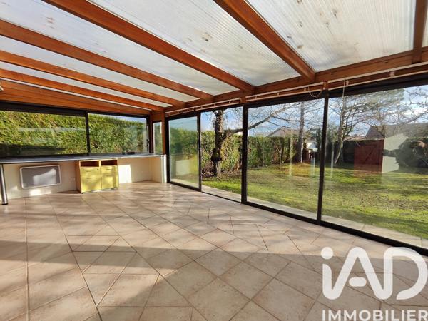 Maison à vendre 6 pièces 111 m² Saint-Gibrien