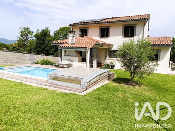 Maison à vendre 5 pièces 116,76 m² Brassac