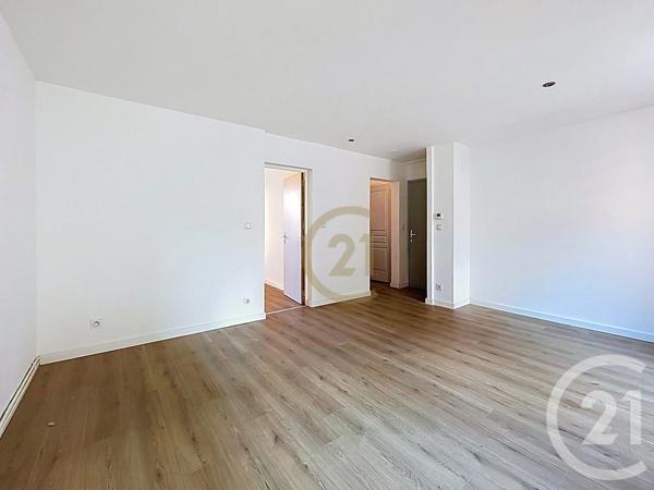 Appartement F2 à vendre  2 pièces - 43,94 m 2   BELFORT  - 90