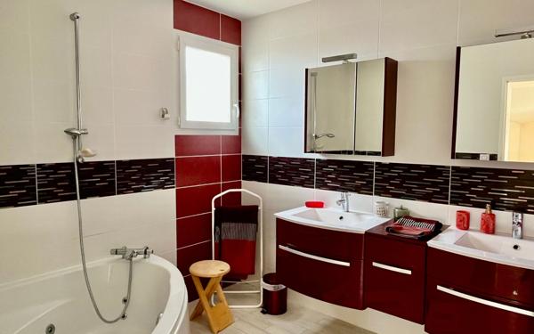 Maison à vendre    5 pièces • 217 m2 Castres