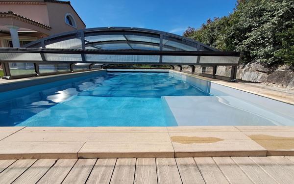 Maison à vendre    5 pièces • 217 m2 Castres