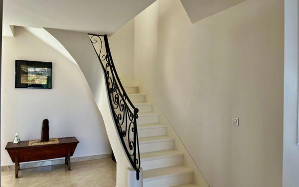 Maison à vendre    5 pièces • 217 m2 Castres