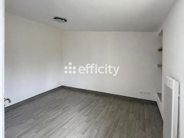 Maison
         3 pièces
        - 73 m² 190 900 € *