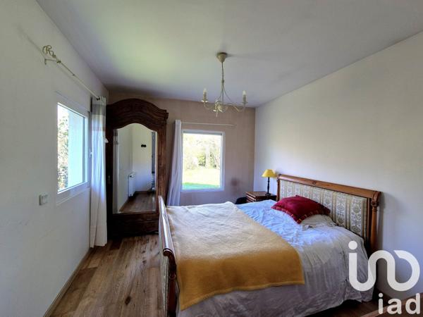 Longère 7 pièces de 202 m² à Dammarie-les-Lys (77190)