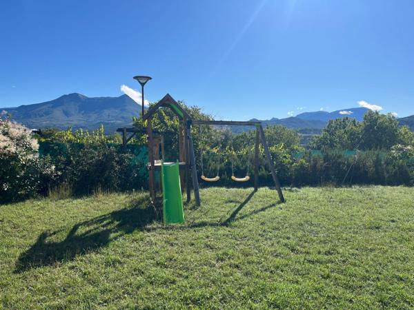 Belle villa très ensoleillée expo sud au calme vue panoramique imprenable