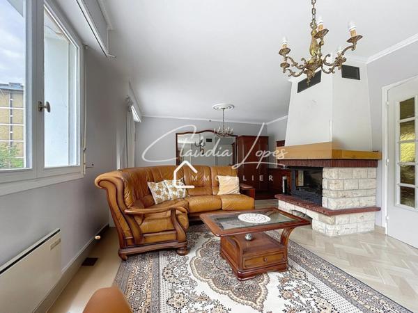 CENTRE-VILLE MAISON FAMILIALE 6 PIECES 4 CHAMBRES + VERANDA + SOUS-SOL TOTAL