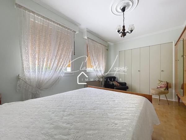 CENTRE-VILLE MAISON FAMILIALE 6 PIECES 4 CHAMBRES + VERANDA + SOUS-SOL TOTAL