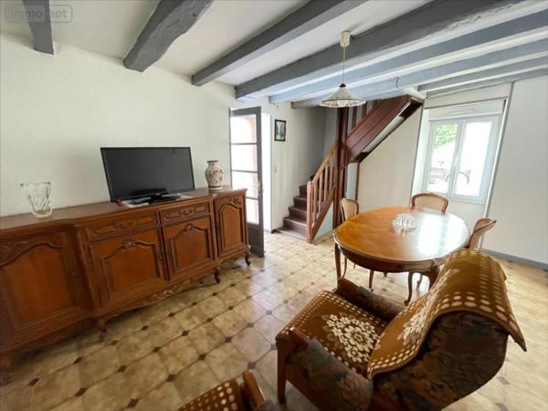 Maison de ville à vendre à Marans en Charente-Maritime (17230), ref : LE 313